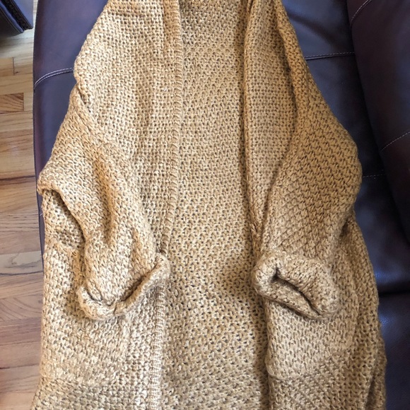 Mustard yellow chunky sweater - Picture 4 of 4